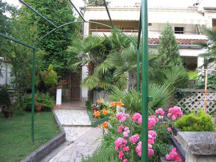 Apartment Jozefina Poreč Exterior foto